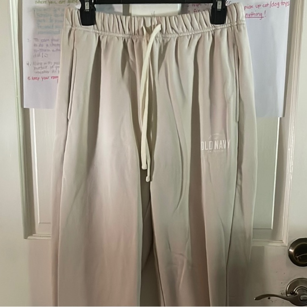 Old Navy Women's Cream Joggers